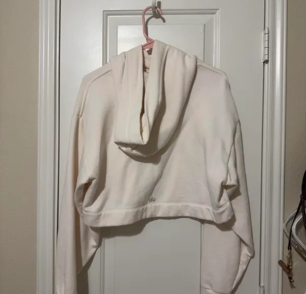 Alo Yoga Cropped Hoodie cream - Image 2