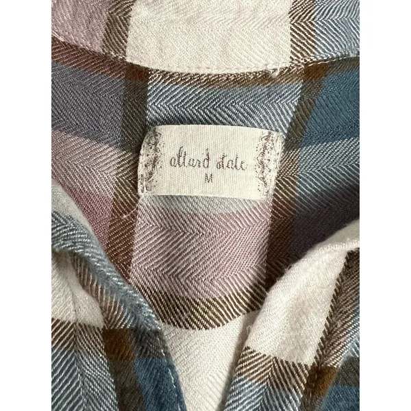 Altar'd State‎ Plaid Button Down Women Medium Brown Blue Plaid Flannel Style - Image 4