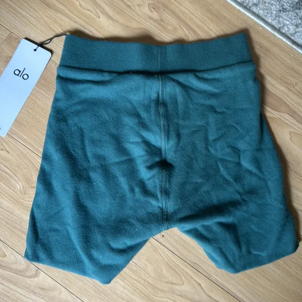 ALO Yoga ALOLUX HIGH WAIST ME TIME SHORT - Image 3