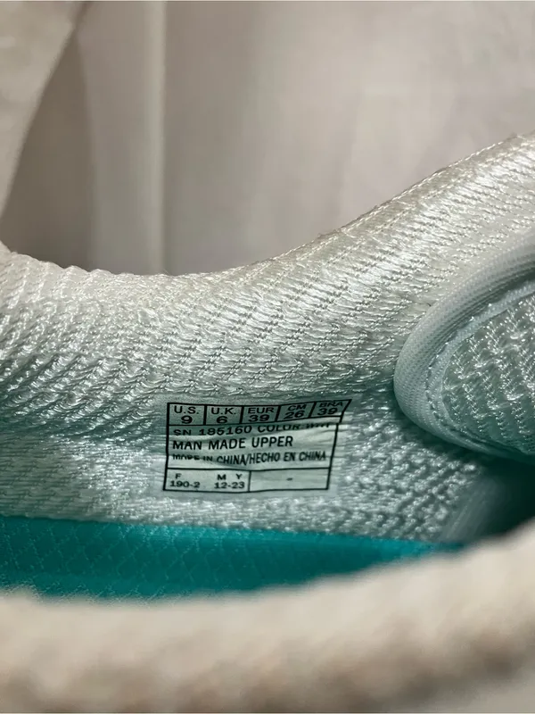 Skechers White Lace-Up Sneakers with Teal Insole - Image 7
