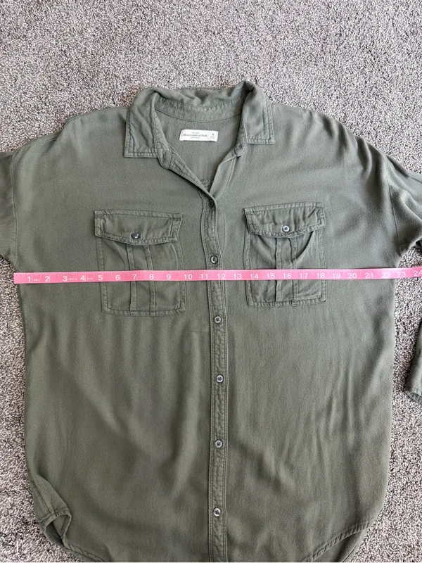 Abercrombie & Fitch Olive Green Oversized Utility Button Down Shirt M - Image 6