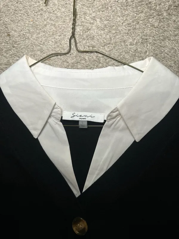 Black Button - Image 2