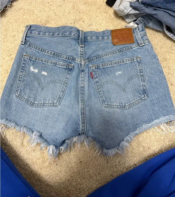 Levi shorts - Image 2