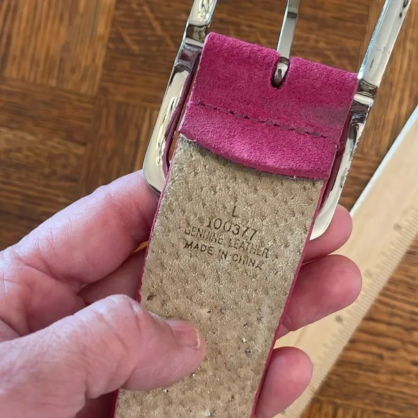Y2K Pink suede, studded, leather belt - Image 4