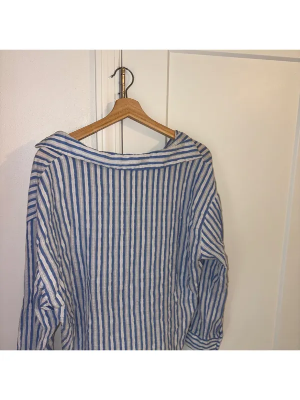 ZARA NWOT $59 Woman’s S Blue and White Striped Button-Up Blouse Size Small - Image 5