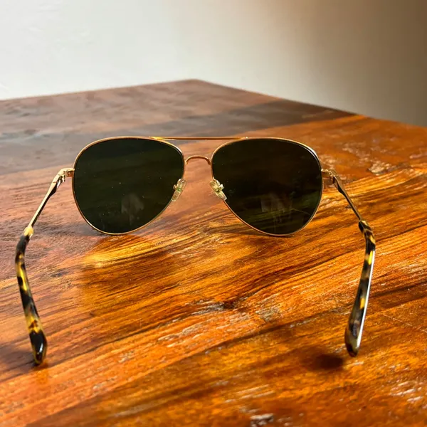 LODI Aviator Sunglasses‎ Gold Tone Green Lens Tortoise Temple 5000770040 - Image 2