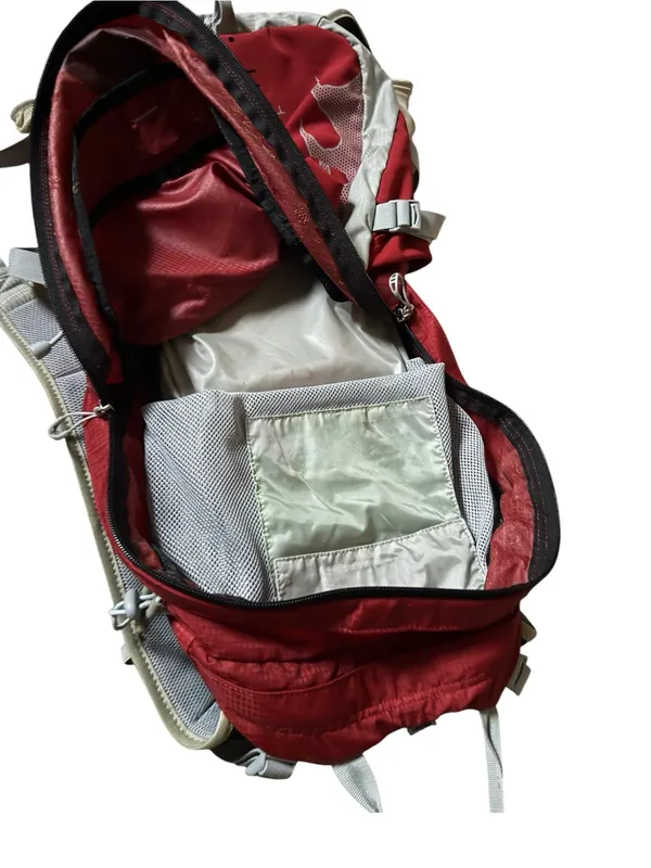 Osprey Talon 22 Backpack Red Limited Edition Outdoor Rare Model Hiking Camping V - Image 7