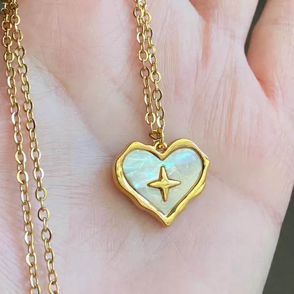 Handmade gold tone stainless steel heart sparkle white shell necklace🐚⭐️🌀 - Image 5