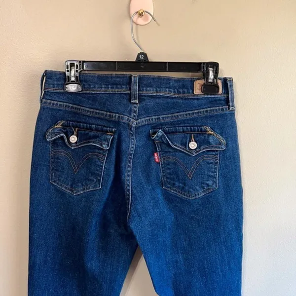 Levi's size 8 M‎ bootcut jeans - Image 3