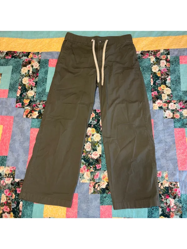 Vuori $98 Ripstop Wideleg Woman’s S Olive Green Elastic Waist Pants - Image 4