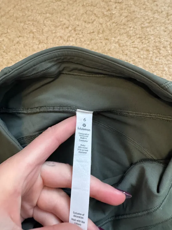 Lululemon 7/8 Leggings - Image 3