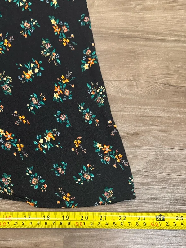 AFRM Cora Keyhole Floral Midi Dress Small Black Ditsy Floral Sold Out $118 - Image 12