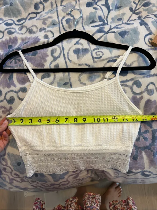Lace bottom white crop tank top - Image 4