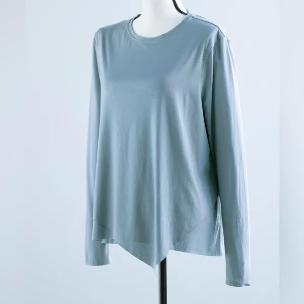Lululemon Sweetest Day Long Sleeve *Tencel Blue Cast sz 12 - Image 4