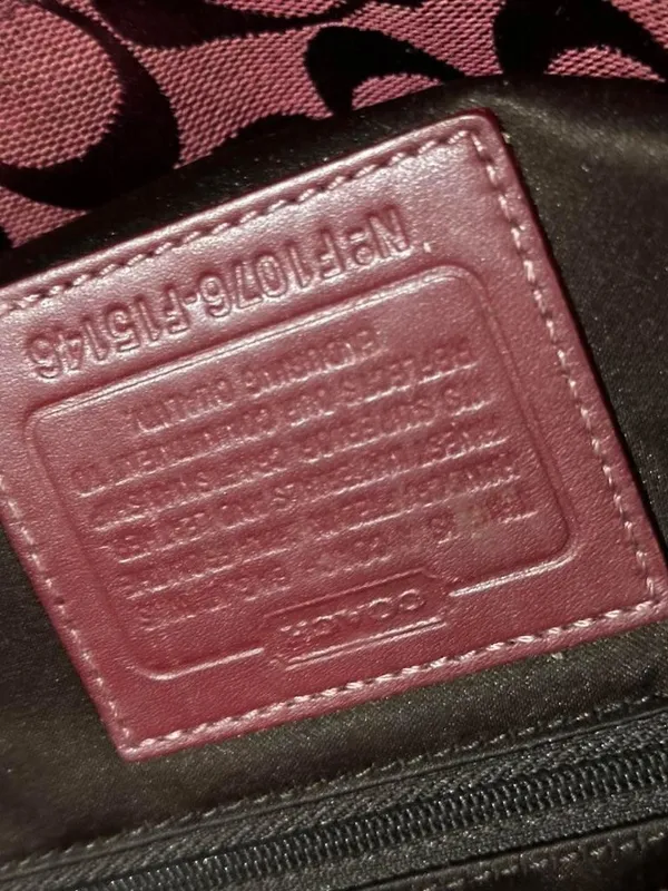RARE Vintage Y2K Coach Signature Burgundy Tote and Matching Wallet - Image 7