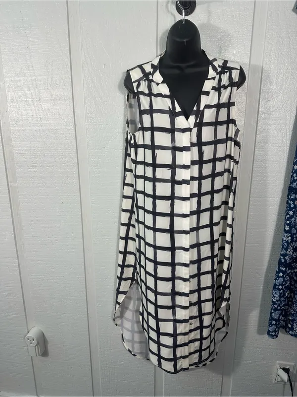 Crosby Black and White Button Down Dress Size Large EUC - Image 2