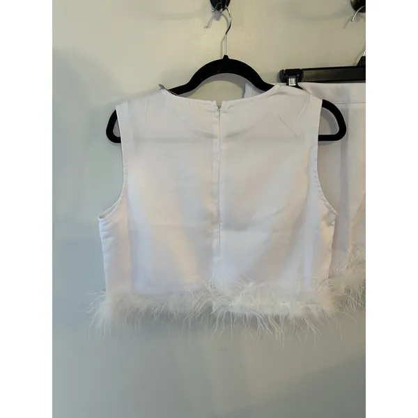 Skirt & Top Set Main Strip 2 Piece White Feather Trim SizeLarge NEW Wedding Bach - Image 3