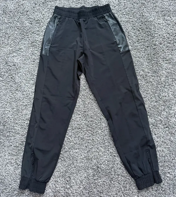 Victoria’s Secret sport joggers - Image 4
