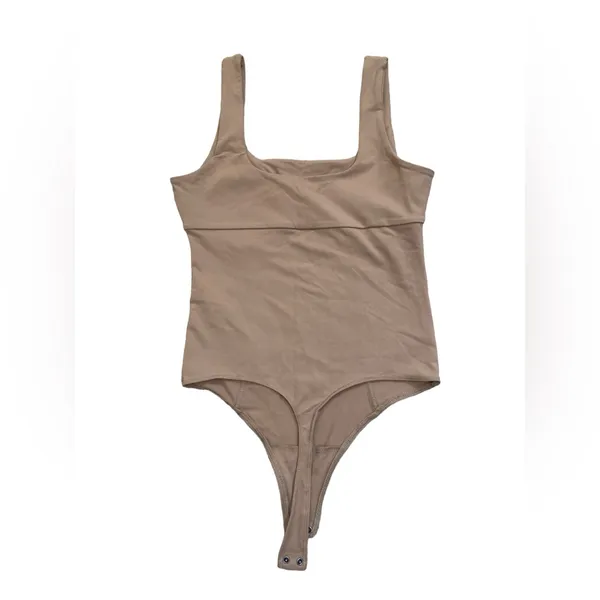 Abercrombie & Fitch soft collection tan bodysuit neutral capsule wardrobe - Image 3