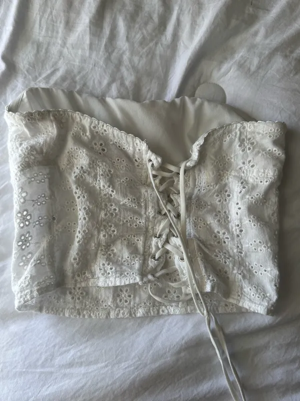 Edikted Lemon Lacey Cotton Corset White - Image 5