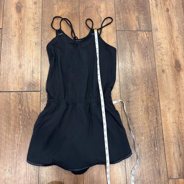 Lululemon Sweaty Or Not Runsie Mini Romper Black Size 4 / W8612S / Open Back - Image 7