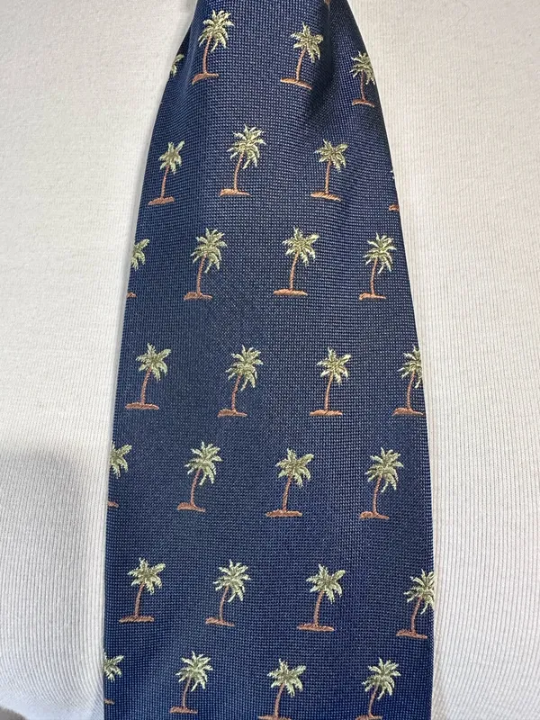 Tommy Bahama Mens Navy Blue Silk Tie Palm Tree Tropical Beach - Image 2