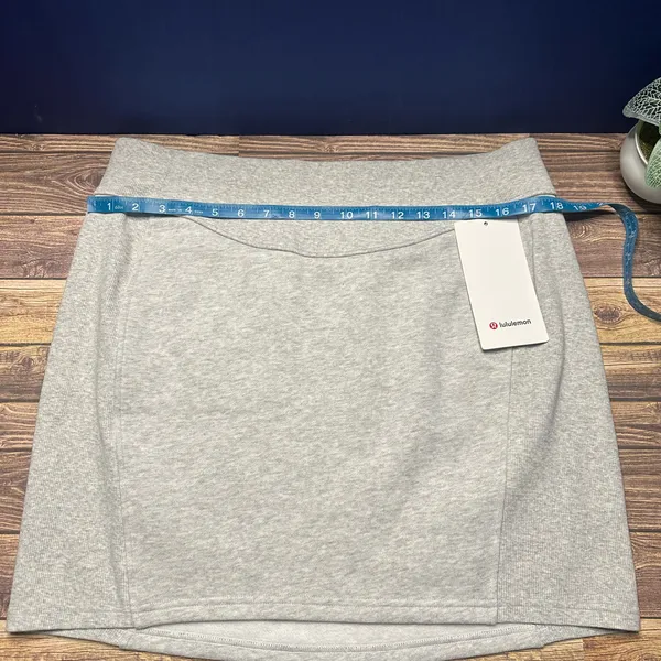 Lululemon Scuba High Rise Mini Skirt NWT Size XL (HCUG) LW8ALUS - Image 3
