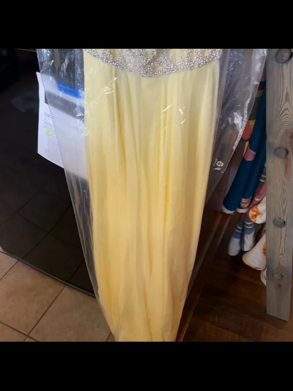 Sherri Hill Butter Yellow Beaded Cap-Sleeve Dress - Image 6
