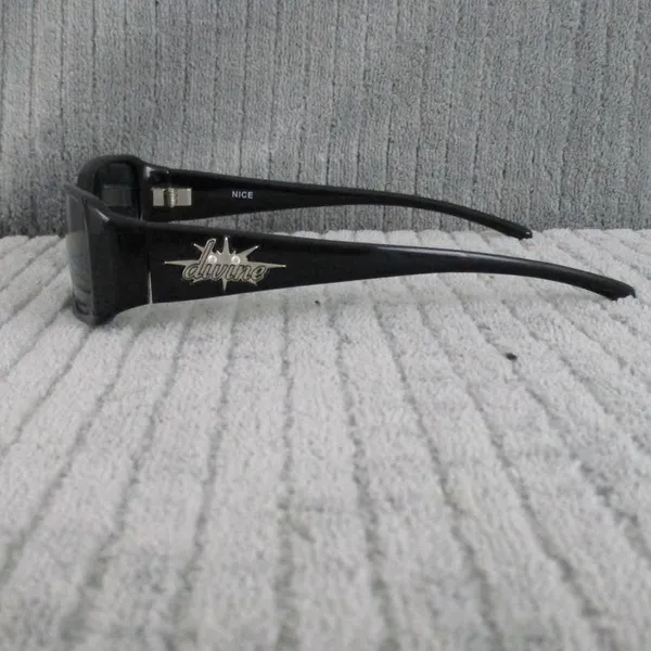 New Divine Eyewear Nice Black/Smoke Sunglasses Women's NWT - Image 3