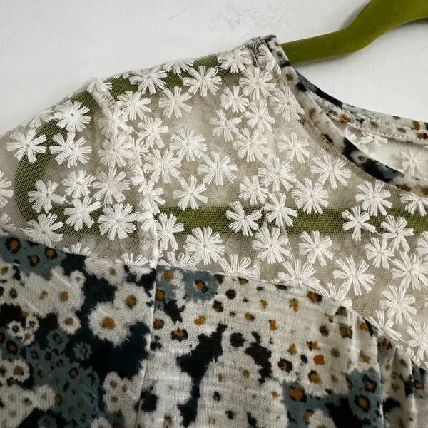 LC Lauren Conrad Top with Daisy White Lace Yoke. Mini Floral Print. Soft, Flowy. - Image 9