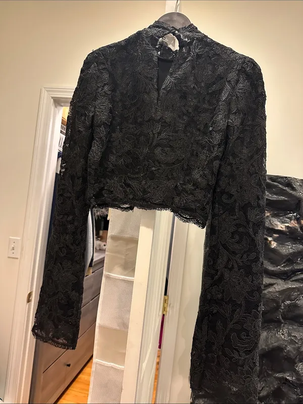 Stone cold fox lace top - Image 5