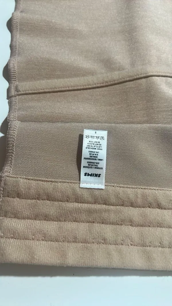 SKIMS Waist Trainer - Image 2