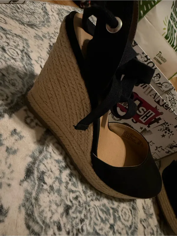 Brash Classic Black Women’s Lace-Up Wedges - Image 2