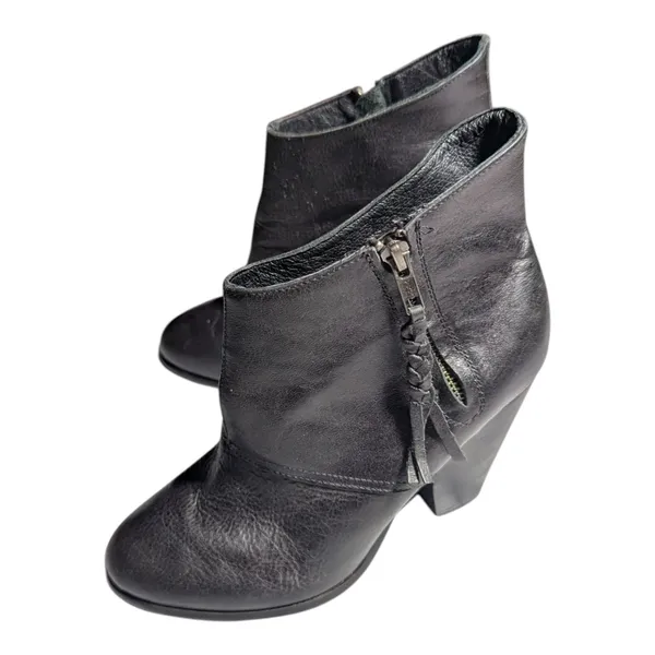Steve Madden Arling Black Leather Almond Toe Tassel Zip Block Heel Ankle Boots 9 - Image 7