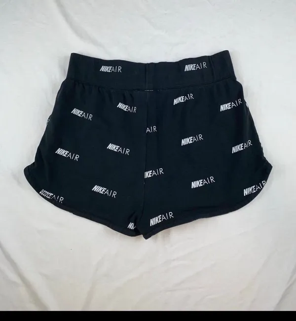 Nike shorts - Image 5