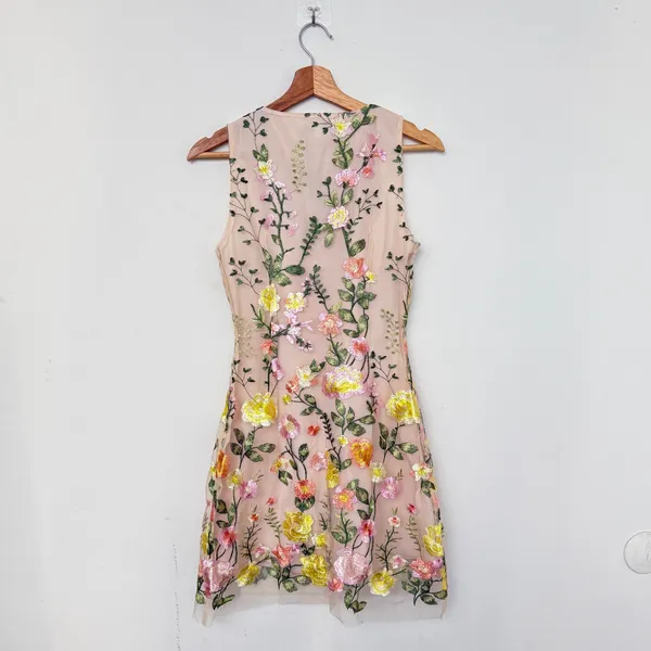 Rihoas Yellow V Neck Floral Sleeveless Mini Dress - Image 11