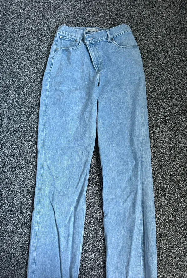 Abercrombie Jeans - Image 2