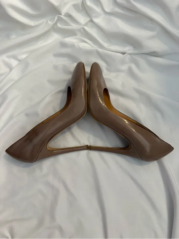 EUC Kurt Geiger London Eden Court Shoes in Natural Leather - Image 8