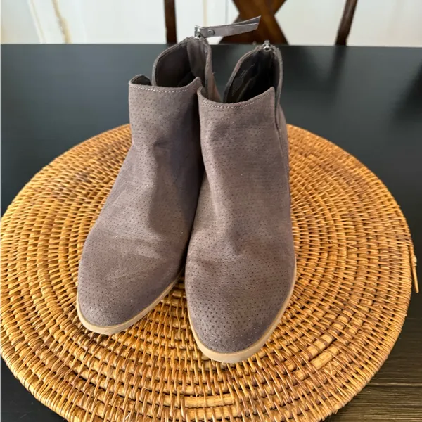 Dolcetta‎ Women's Ankle Boots - Image 2