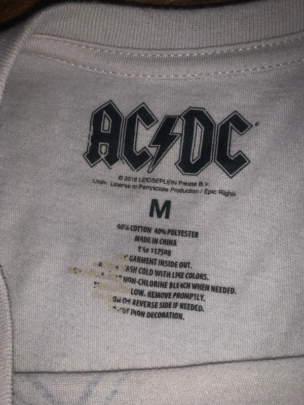 AC/DC Tshirt Size M - Image 3