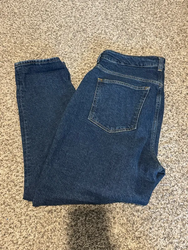H&M Straight Jeans High-Waisted - Image 2
