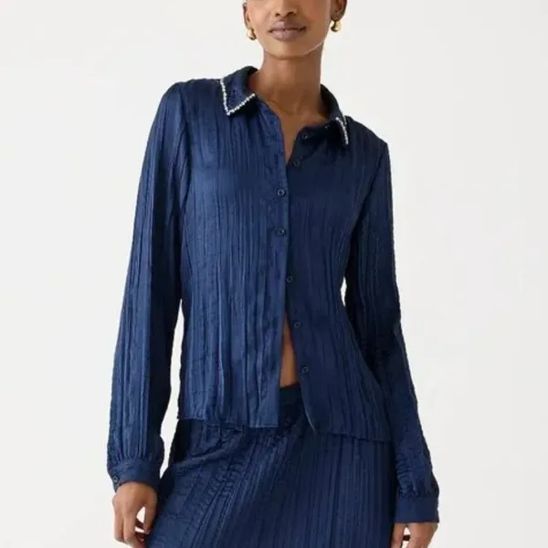 J. CREW NWT Crystal Embellished Navy Blue Shirt in Crinkle Satin Size Small - Image 2