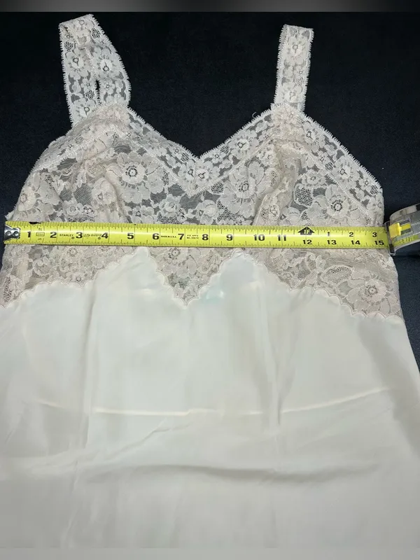 Vintage 1950’s Lady Lynne Size Small Cream Cami Nightgown - Image 3