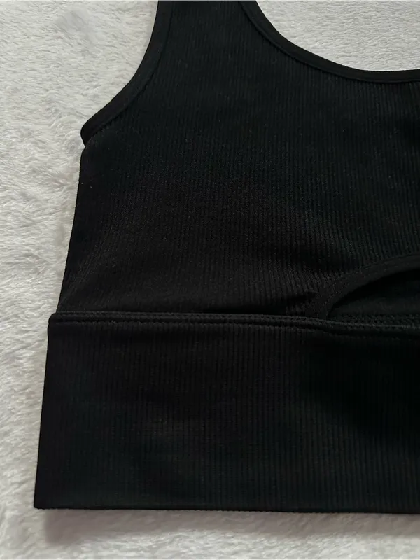 Better Be Ribbed Cut Out Sports Bra Black Size M/L Sporty Activewear Athletic - Image 4