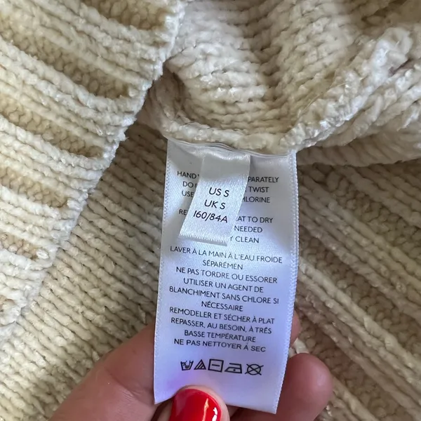 Urban Outfitters Cream‎ cropped sweater Size SP - Image 7