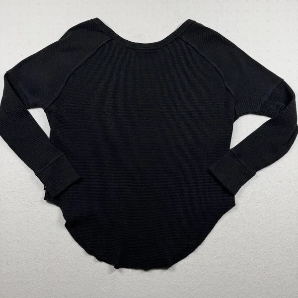 Tna Aritzia Waffle Knit Long Sleeve Thermal Top Black XS Oversized - Image 8