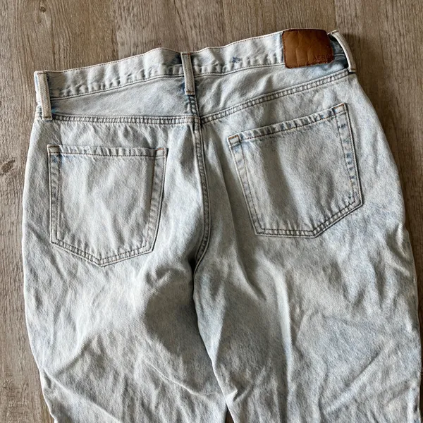 Womens Aeropostale Light Denim White Washed Mom Jeans - 14 - Image 5