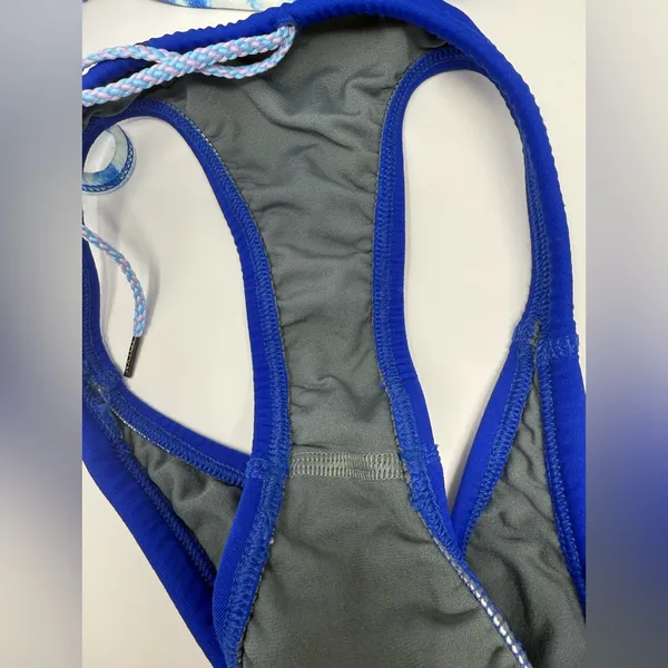 Jolyn X Mallyce Matching Bikini Set Top Small, Bottom Large - Image 6