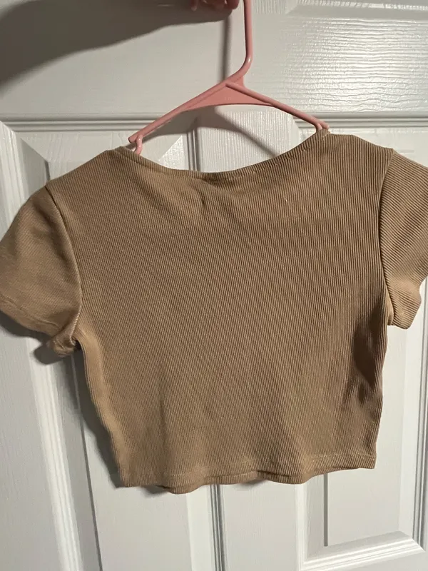 Princess Polly Crop Top Short Sleeve Tan - Image 2