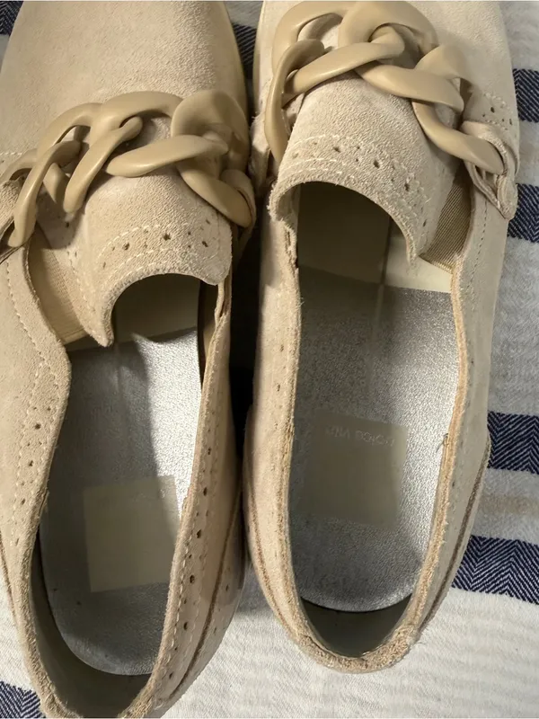 Dolce Vita Beige Suede Chunky Chain Loafers Women’s Size 6.5M - Image 9